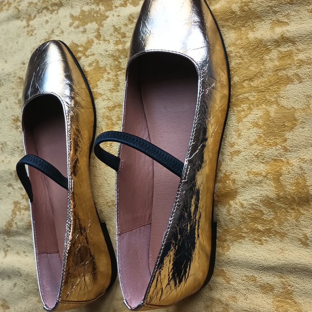 Gold Women's Mary Jane Flats